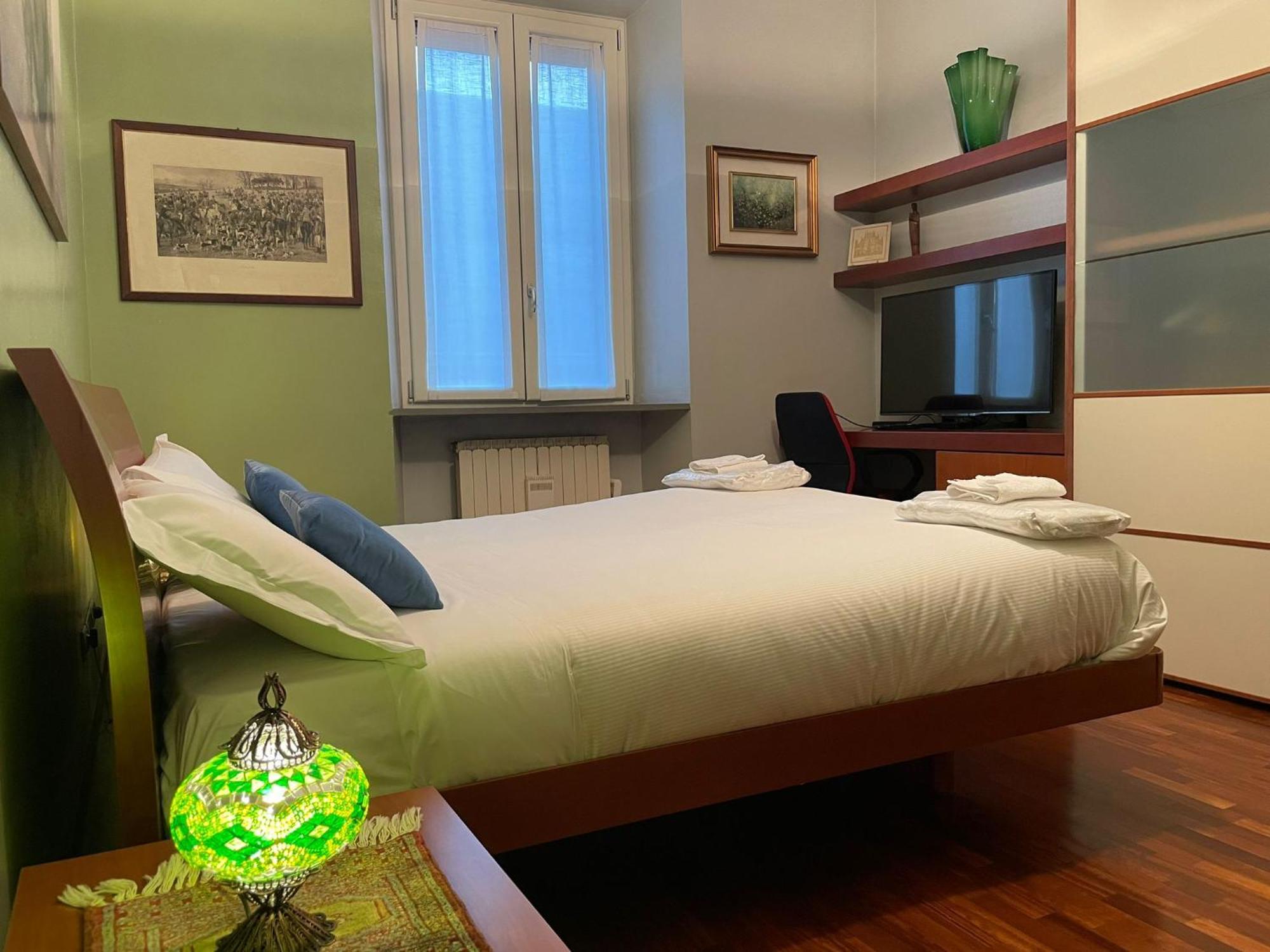 דירות מילאנו Cozy Flat Mins Walk To Navigli And Metro Porta Genova מראה חיצוני תמונה